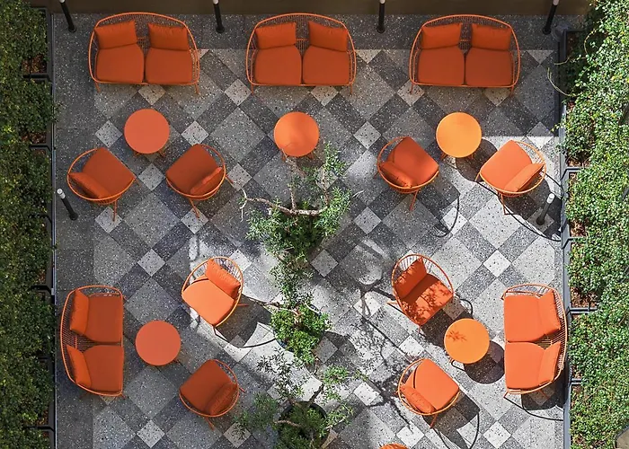 奥拉齐奥皇宫酒店