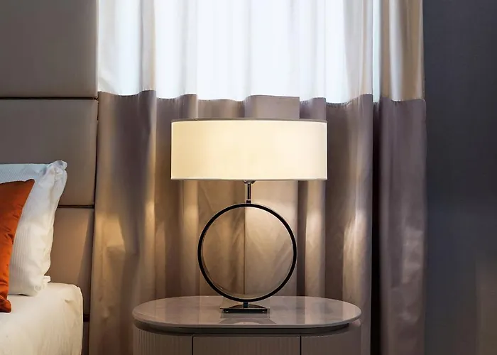 奥拉齐奥皇宫酒店