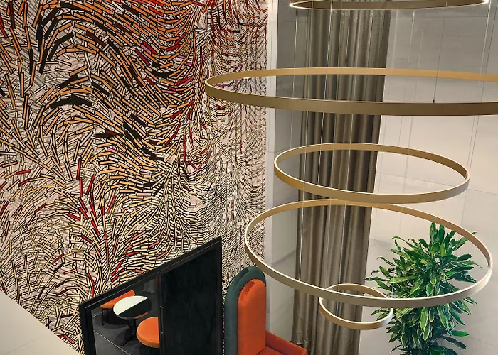 奥拉齐奥皇宫酒店